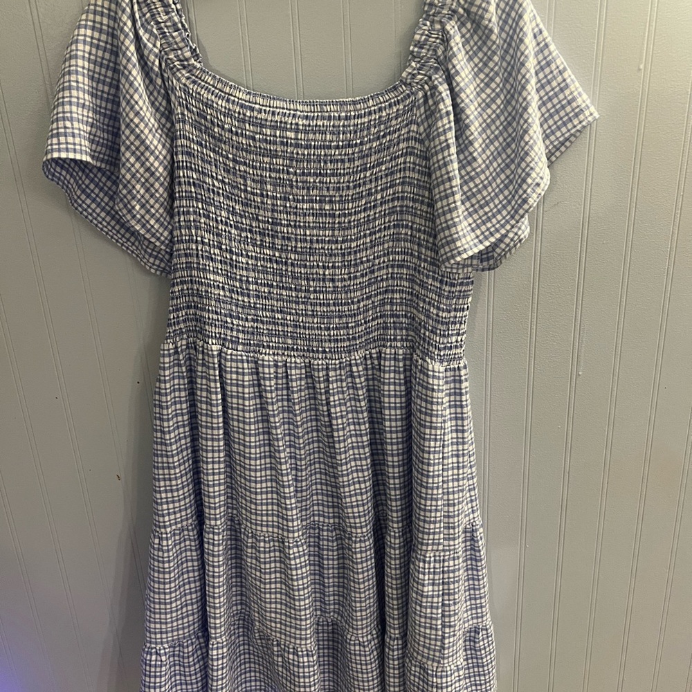 Signature by Robbie Bee Navy and White Midi Dress
